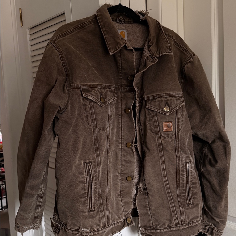 Perfectly worn in Carhartt Brown Canvas Work Jacket with Sherpa Lining